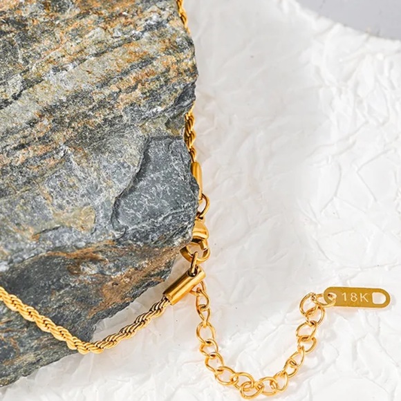 💛18K gold plated heart pendant necklace - Picture 6 of 6